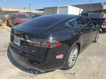 2013 Tesla Model S – miniatura 4