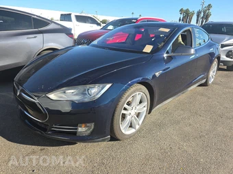 2013 Tesla Model S — samochód z USA z aukcji Manheim, oferta Kup Teraz w AUTOMAX