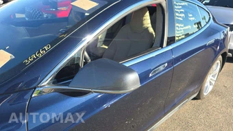2013 Tesla Model S – miniatura 45