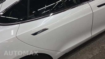 2013 Tesla Model S – miniatura 22