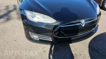 2013 Tesla Model S – miniatura 28