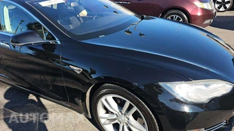 2013 Tesla Model S – miniatura 29