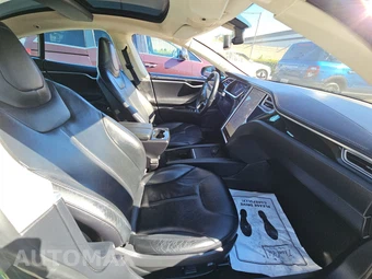 2013 Tesla Model S – miniatura 8