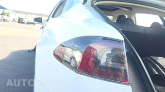 2013 Tesla Model S Performance – miniatura 35