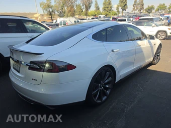 2013 Tesla Model S Performance – miniatura 4