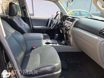 2013 Toyota 4Runner SR5 – miniatura 18