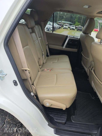 2013 Toyota 4Runner SR5 – miniatura 14