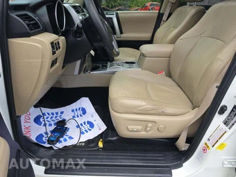 2013 Toyota 4Runner SR5 – miniatura 3