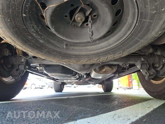 2013 Toyota 4Runner SR5 - miniatura 16