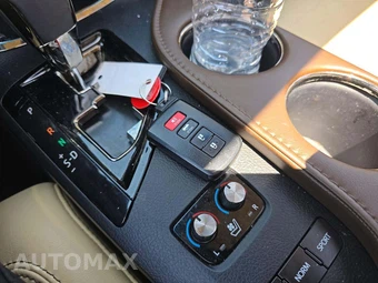 2013 Toyota Avalon Limited – miniatura 8