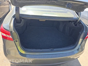 2013 Toyota Avalon Limited – miniatura 16