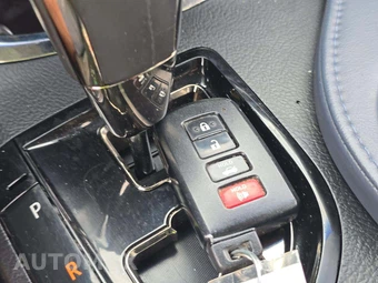 2013 Toyota Avalon Limited - miniatura 7