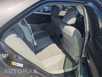 2013 Toyota Camry Hybrid LE - miniatura 16