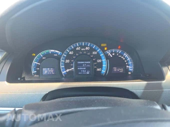 2013 Toyota Camry Hybrid LE - miniatura 9