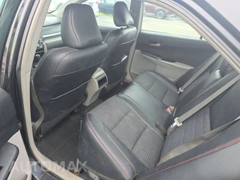 2013 Toyota Camry LE – miniatura 13