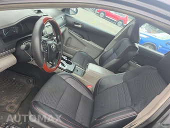 2013 Toyota Camry LE – miniatura 7