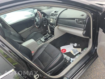 2013 Toyota Camry LE – miniatura 8