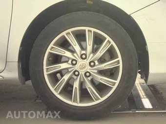 2013 Toyota Camry LE – miniatura 10