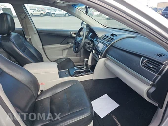 2013 Toyota Camry LE – miniatura 14
