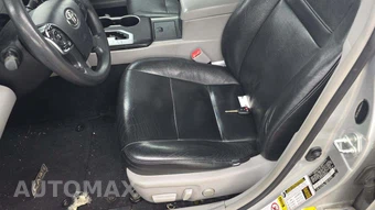 2013 Toyota Camry LE – miniatura 31