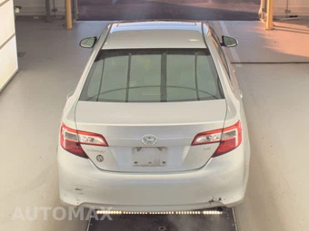 2013 Toyota Camry LE – miniatura 6