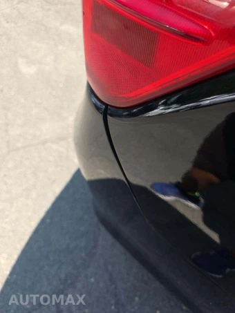2013 Toyota Camry LE – miniatura 38