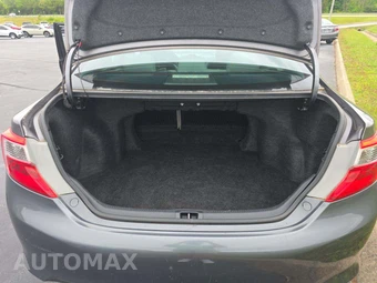 2013 Toyota Camry LE - miniatura 11