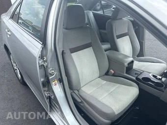 2013 Toyota Camry LE - miniatura 29