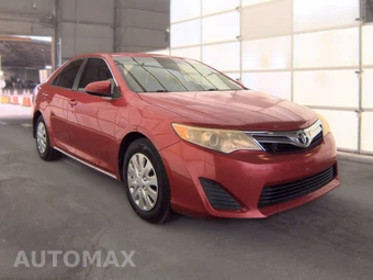 2013 Toyota Camry LE – miniatura 3