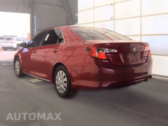 2013 Toyota Camry LE – miniatura 6
