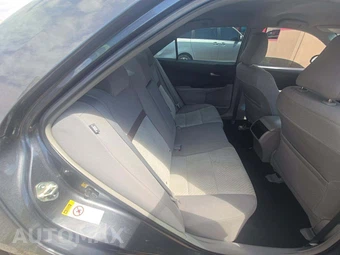 2013 Toyota Camry LE - miniatura 13