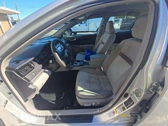2013 Toyota Camry LE – miniatura 6