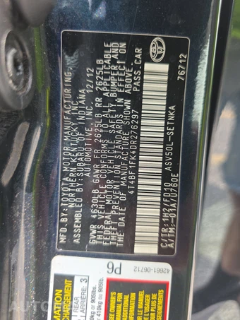2013 Toyota Camry LE – miniatura 14