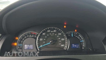 2013 Toyota Camry LE – miniatura 18