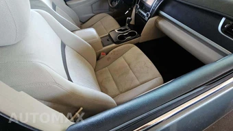 2013 Toyota Camry LE – miniatura 39