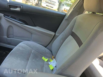2013 Toyota Camry LE - miniatura 23