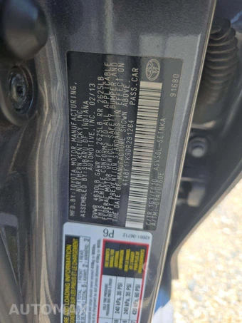 2013 Toyota Camry LE - miniatura 5