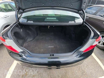 2013 Toyota Camry LE – miniatura 14