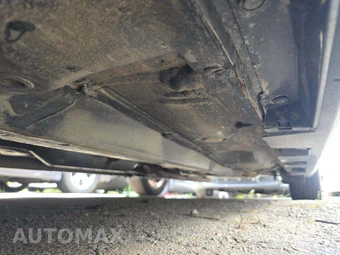 2013 Toyota Camry LE – miniatura 7