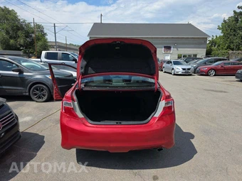 2013 Toyota Camry SE – miniatura 14