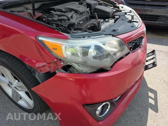 2013 Toyota Camry SE – miniatura 21