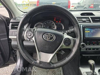 2013 Toyota Camry SE – miniatura 10