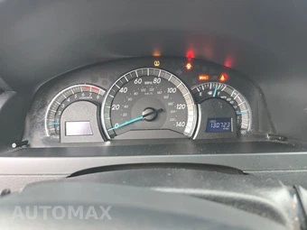 2013 Toyota Camry SE – miniatura 12