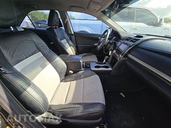 2013 Toyota Camry SE - miniatura 14