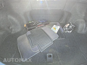 2013 Toyota Camry SE - miniatura 23
