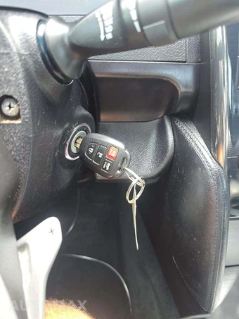 2013 Toyota Camry SE - miniatura 8