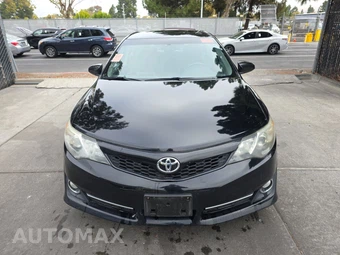 2013 Toyota Camry SE - miniatura 2