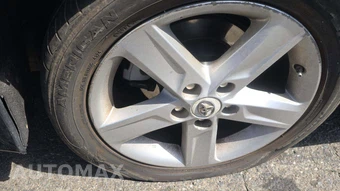 2013 Toyota Camry SE - miniatura 23