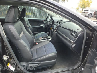 2013 Toyota Camry SE - miniatura 8