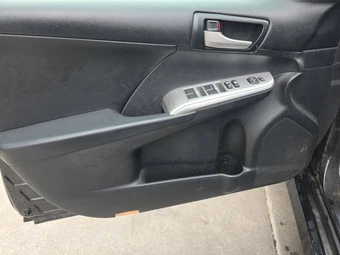2013 Toyota Camry SE - miniatura 9